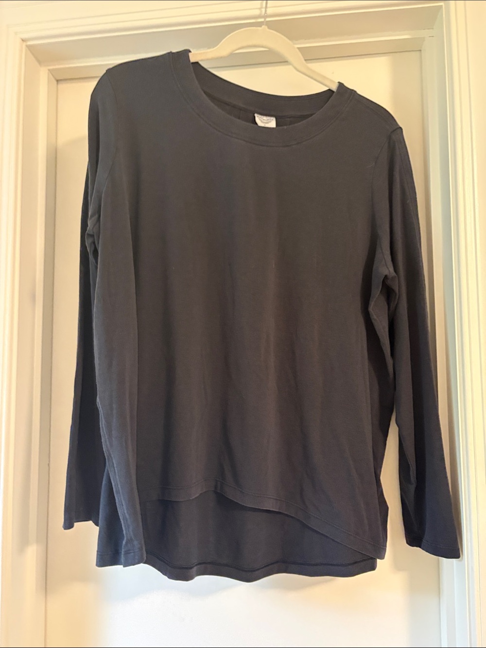 Athleta Long Sleeve Crew Top in Black